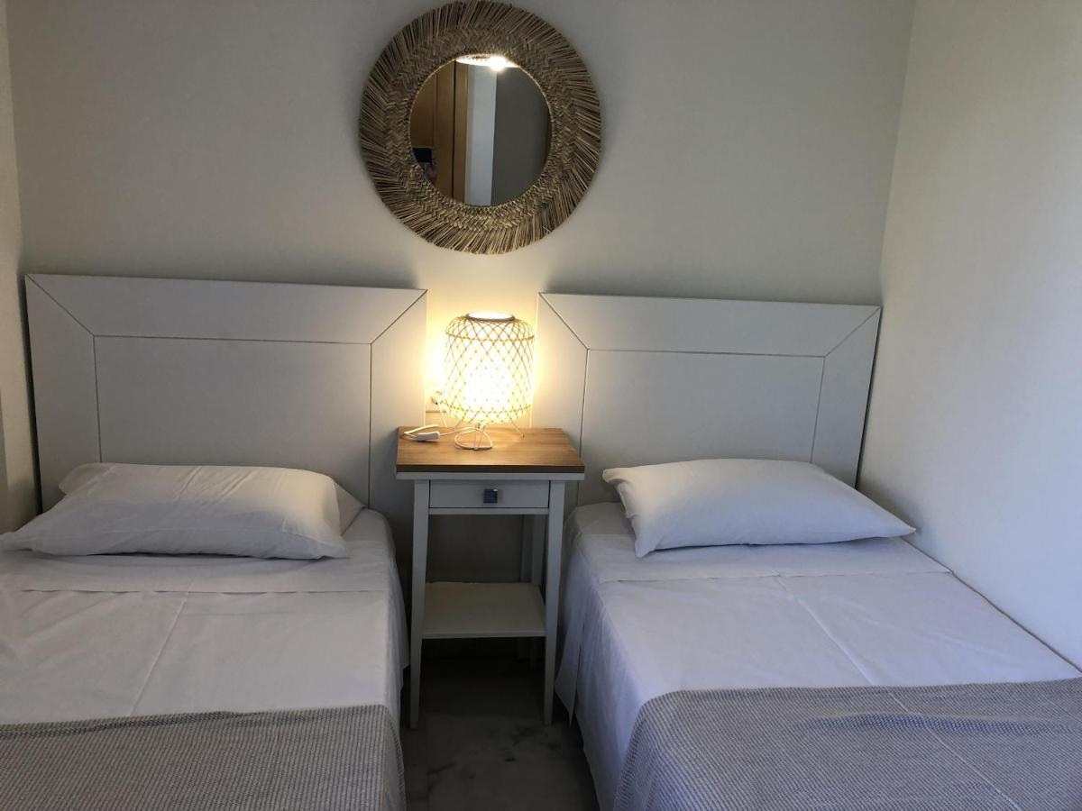 La Cala Azul 2 Bedroom Apartment With Big Sunny Terrace & Walking Distance To All The Amenities - Costa Del Sol 라칼라데미야스 외부 사진